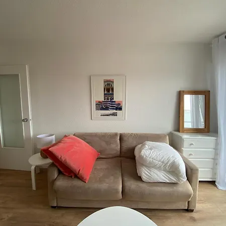 Centre - Halles Et Et Surf *