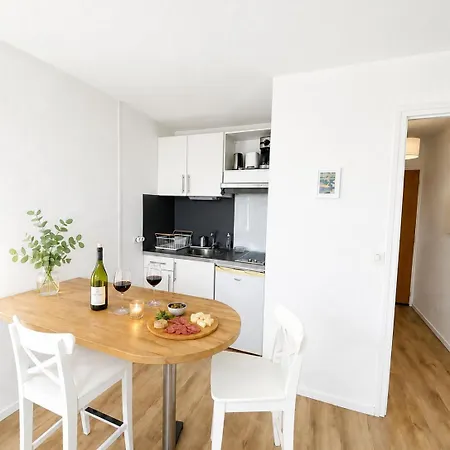Апартаменти 2 Pers, Balcon Vue Sur Les Halles Et L'ocean, En Plein Coeur De Біарріц