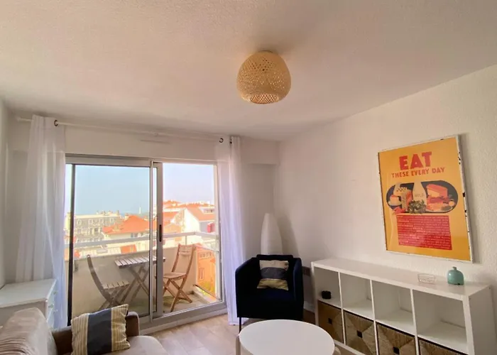 Centre - Halles Et Et Surf *