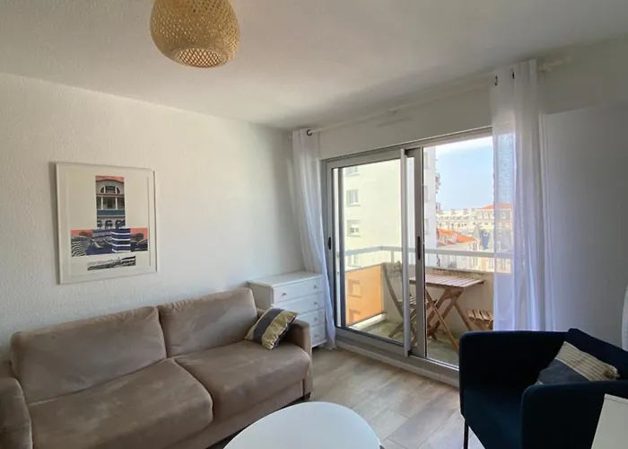 Centre - Halles Et Et Surf